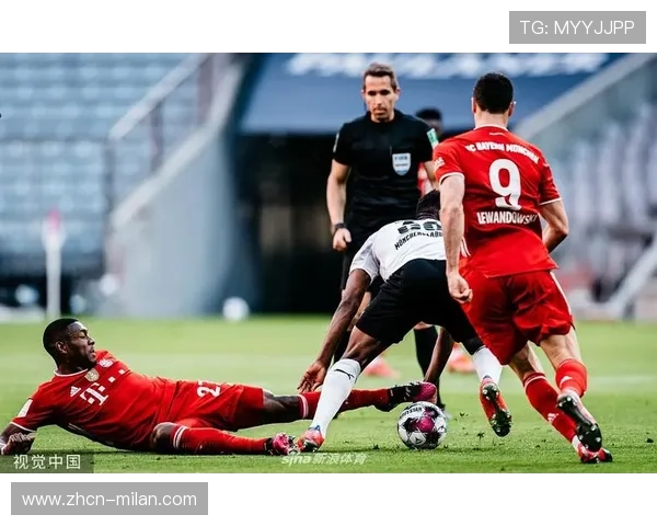 门兴小将佩伊契诺维奇帽子戏法后落泪，虽败犹荣
